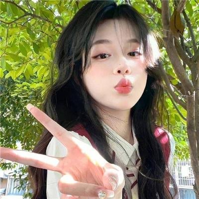 接近无限的白